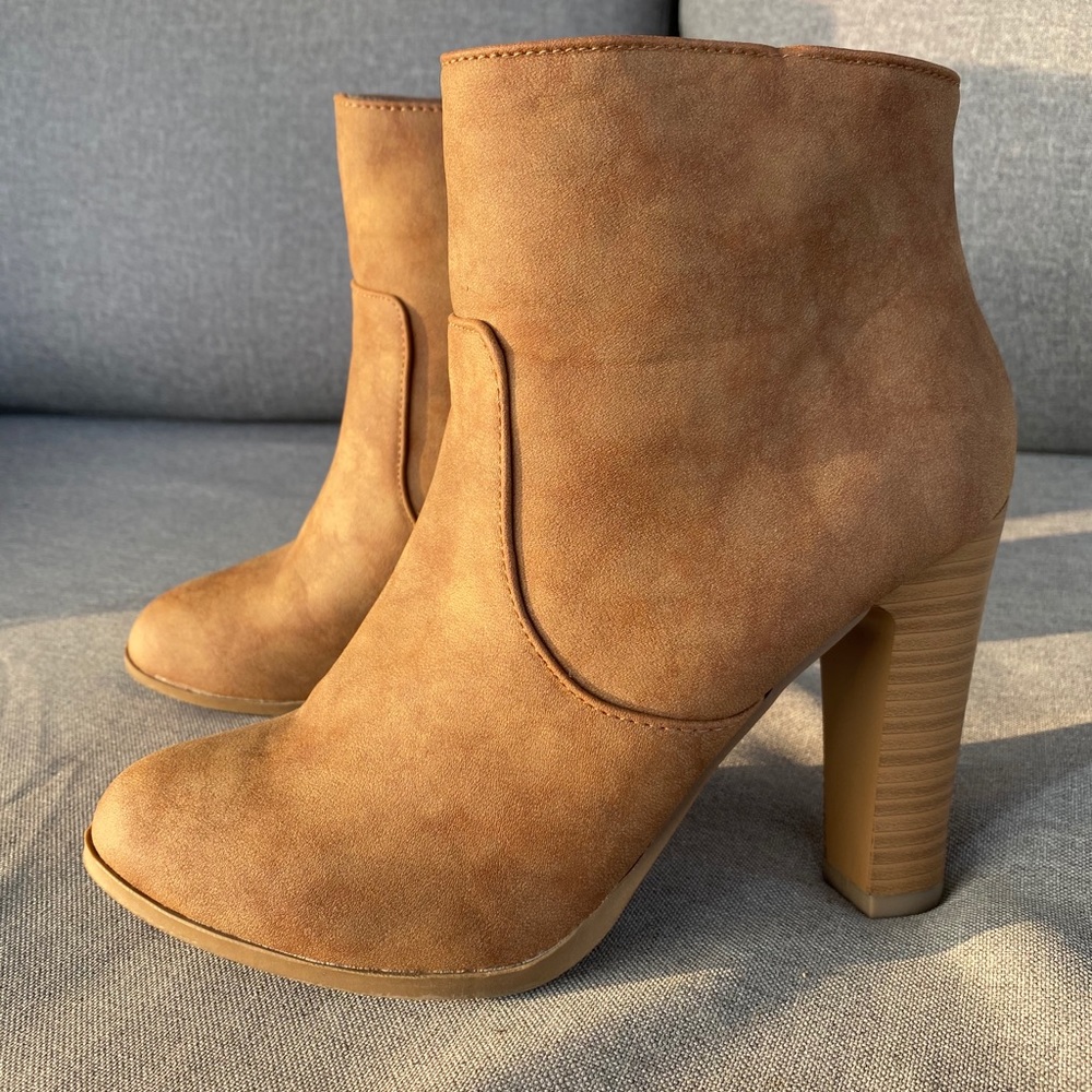 Brown booties size 7